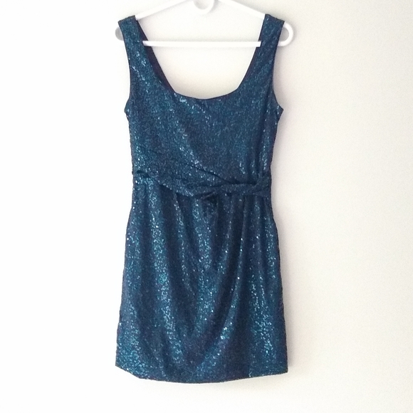 Love Reign Dresses & Skirts - Love Reign Sequined Metallic Blue Tank Strap Lined Bodycon Mini Dress, Medium